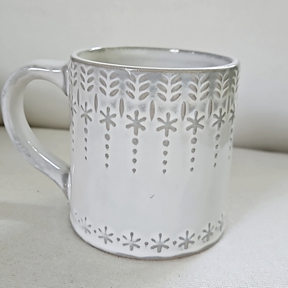 ANTHROPOLOGIE Monogram Christmas Stocking Mug White With Gold "A" 12 Oz NWOT - Picture 4 of 7